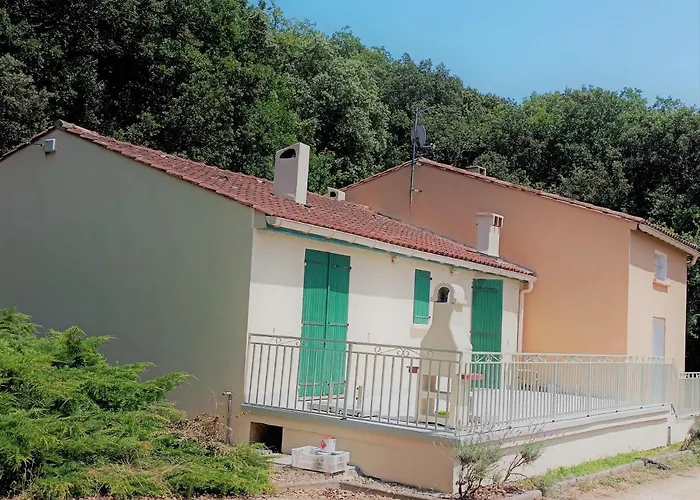 Domaine Les Tourtines 28 Personnes Avec Piscines Privees Βίλα *